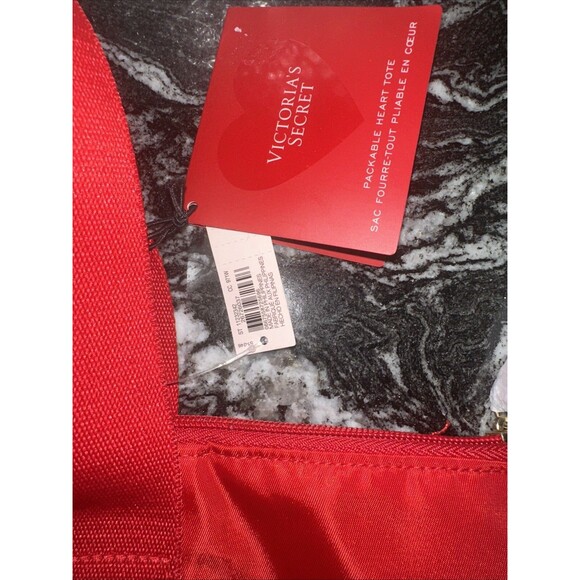 NWT Victoria's Secret Packable Heart Red Zipper Tote Carrying Bag - Picture 6 of 7